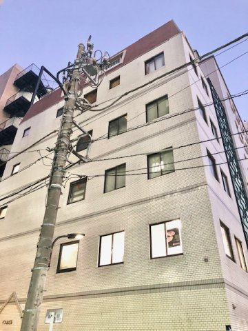 イナホビルの外観