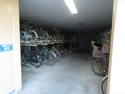 【その他共用部分】 | レーベンリヴァーレ川越ブラッセ　3LDK | 駐輪所