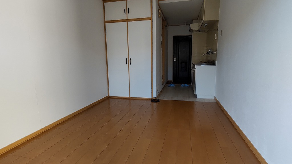 桜井駅1分！オートロック付き１Ｒの洋室