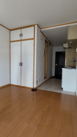 桜井駅1分！オートロック付き１Ｒの洋室