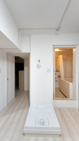 【内装】 | ESPERANZA HATSUDAI | 室内洗濯機置場