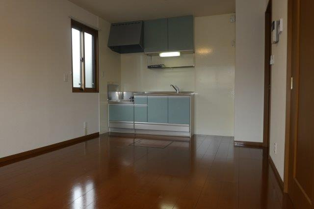 ロイヤルガーデンミルフィーＤの居間・リビング