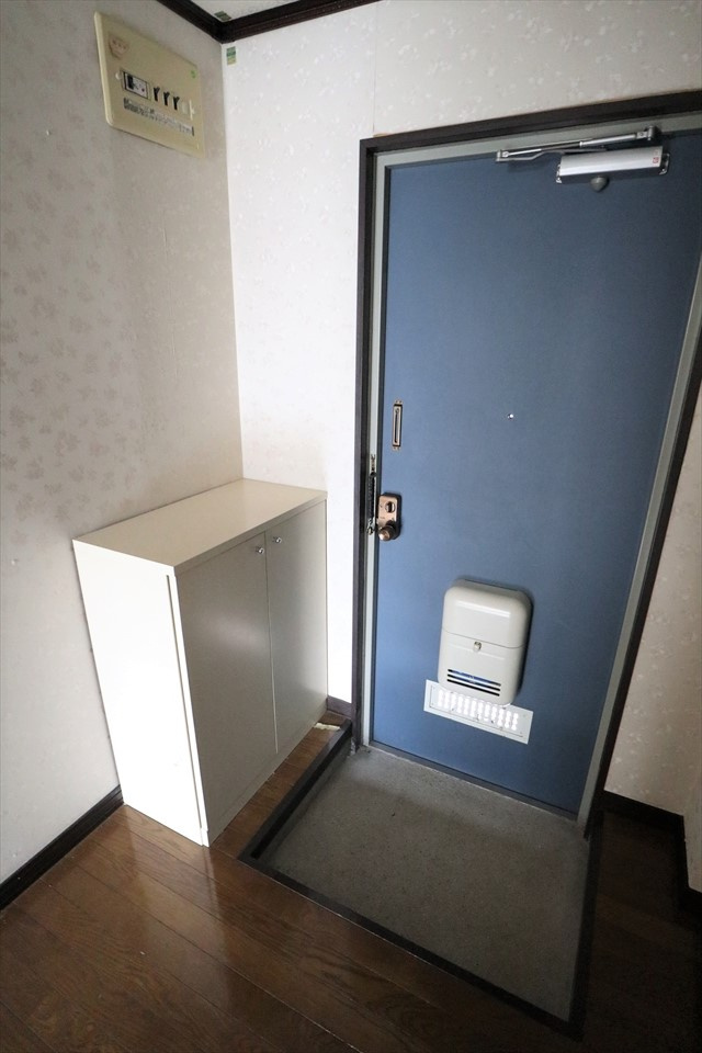 プライムメゾンの玄関