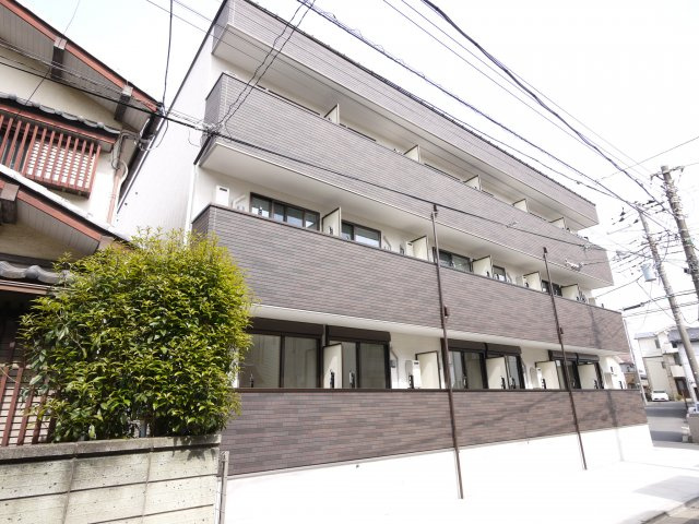 船橋市前原東４丁目のアパートの外観