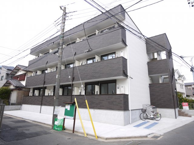 船橋市前原東４丁目のアパート