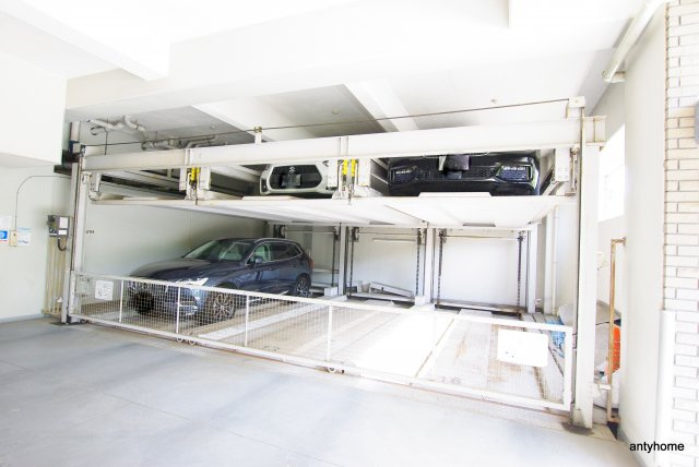 グランシャルマン新大阪　仲介手数料無料の駐車場