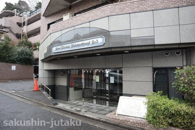 ライオンズマンション幕張本郷第二のエントランス