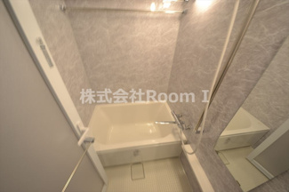 【浴室】 | ブリリアントジュネス本町 | 日々の暮らしに欠かせないお風呂です