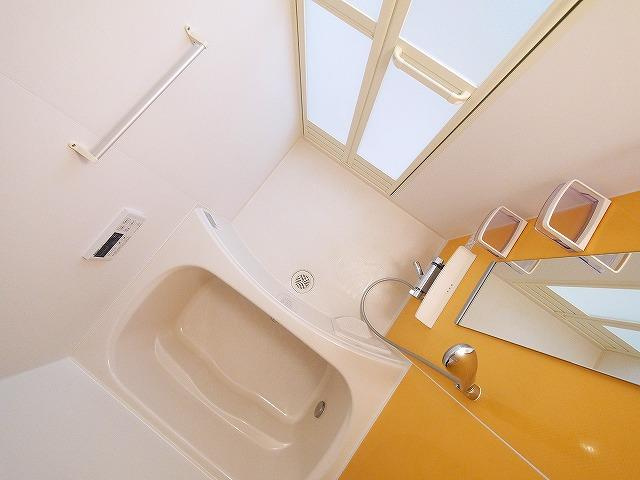 サニーシャトウ　Ｓの浴室|落ち着いた空間のお風呂です