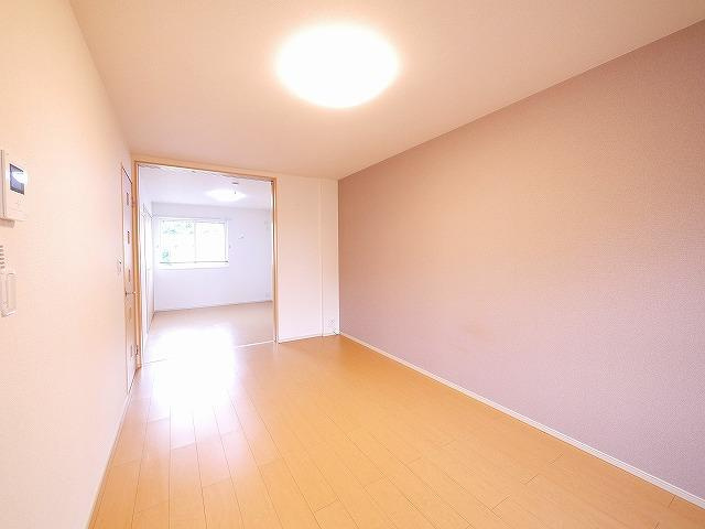 サニーシャトウ　Ｓの居間・リビング|使いやすい居間です