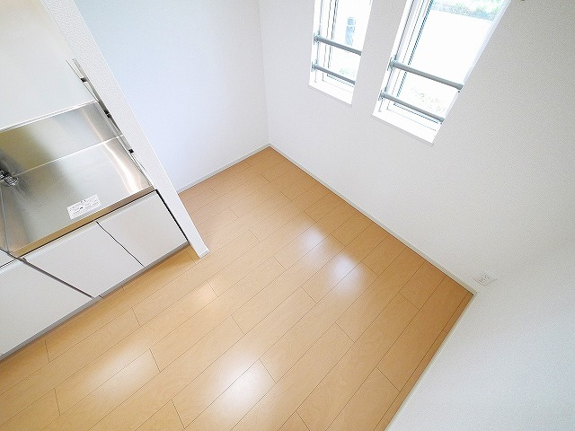 サニーシャトウ　Ｓの内装|キッチンでお料理をお楽しみください