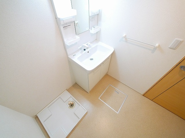 サニーシャトウ　Ｓの設備|風呂場の換気扇です