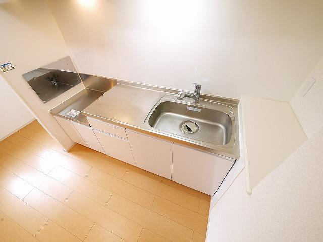 サニーシャトウ　Ｓのキッチン|コンパクトなキッチンで掃除もラクラク