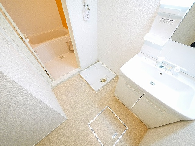 サニーシャトウ　Ｓの洗面所|広い洗面スペース