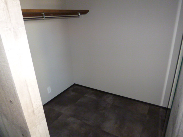 Ｒ－ＥＤＧＥの収納