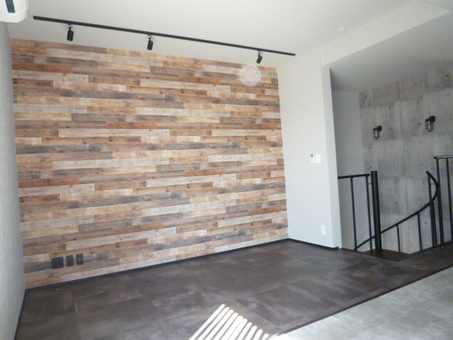 Ｒ－ＥＤＧＥの居間・リビング