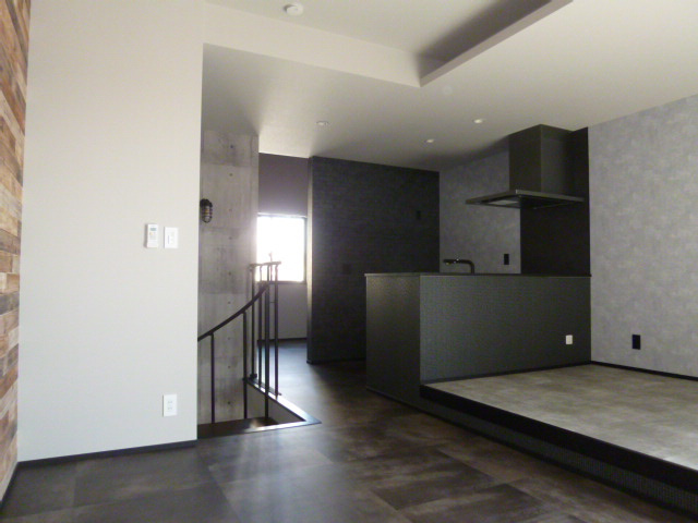 Ｒ－ＥＤＧＥの居間・リビング