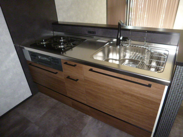 Ｒ－ＥＤＧＥのキッチン