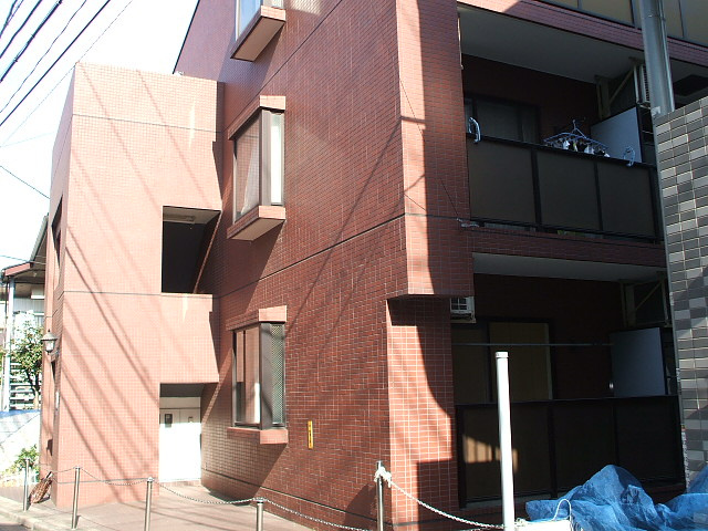 パークサイド平和島のエントランス