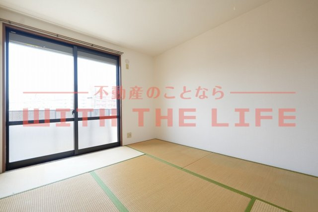 ディアスサカエ【キャッシュバック対象物件】の和室|和室がひろがる居住スペース