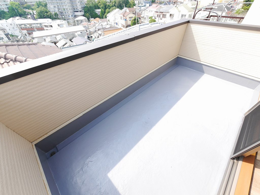 鈴蘭台東町５丁目戸建のバルコニー|陽当たり良好なバルコニーです
