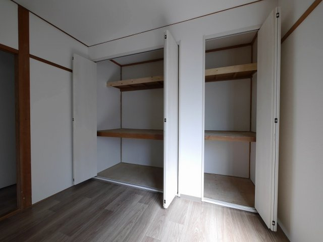 鈴蘭台東町５丁目戸建の収納