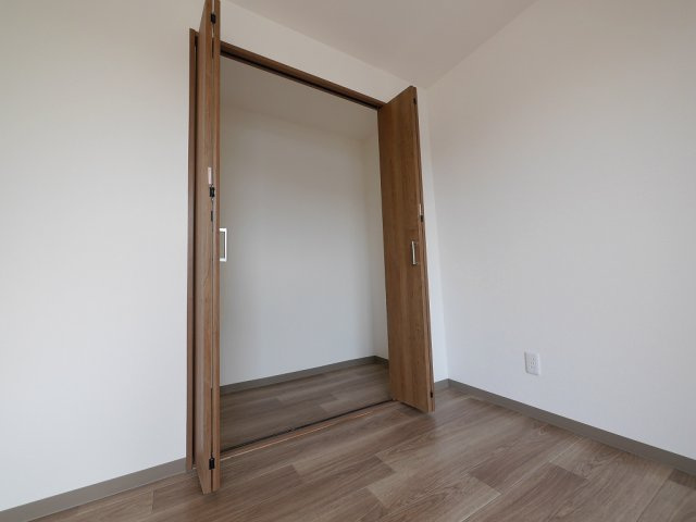 鈴蘭台東町５丁目戸建の収納
