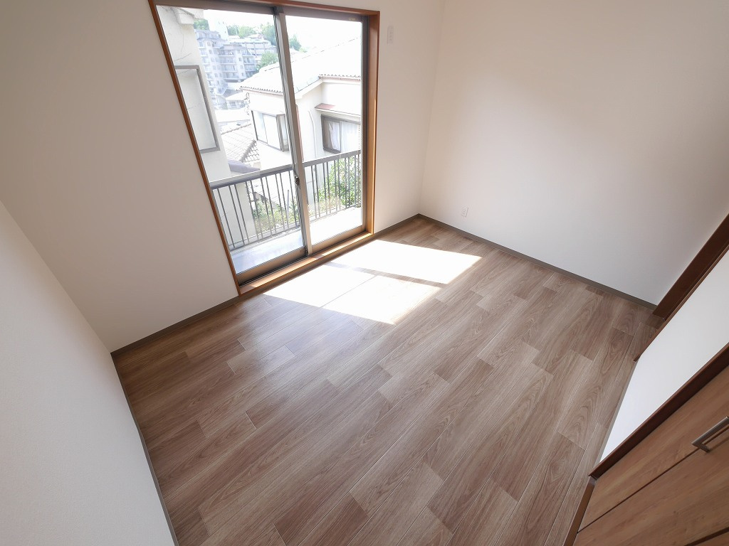 鈴蘭台東町５丁目戸建の寝室
