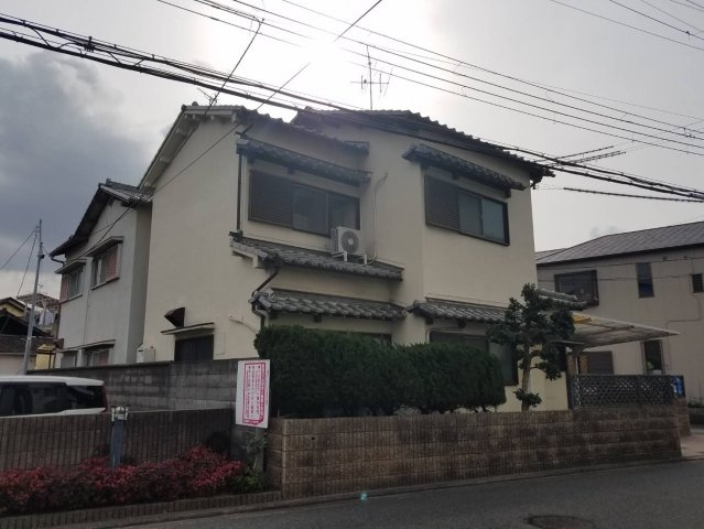 岸和田市西之内町　中古戸建の外観