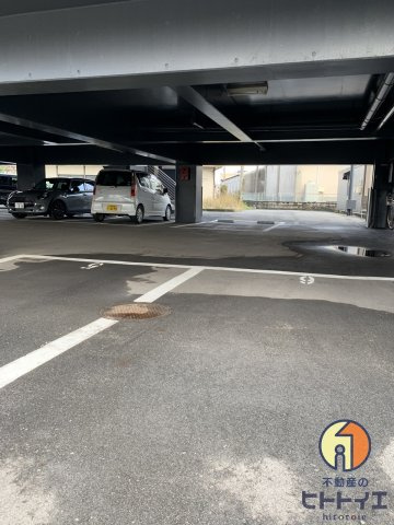 十央瑠壱番館の駐車場|駐車場完備です