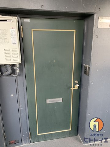 十央瑠壱番館の玄関|落ち着いた玄関です