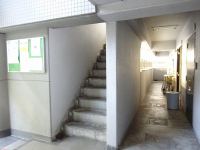 【その他共用部分】 | バリーズ吹田 | 共有廊下です