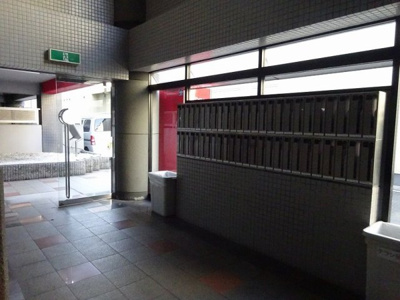 【ロビー】 | バリーズ吹田 | ゆとりのあるロビーです