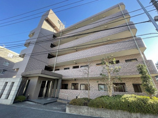 【外観】 | 南武線「久地」駅まで徒歩6分！鉄筋コンクリートの5階建てマンションです♪通勤通学はもちろん、お買い物やお出かけにもGood☆