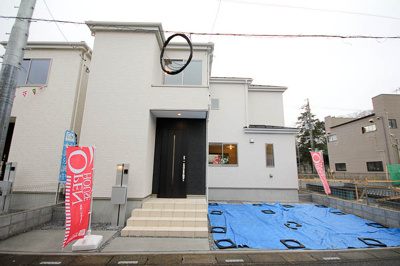 【前面道路含む現地写真】 | 高州2丁目5棟　4号棟