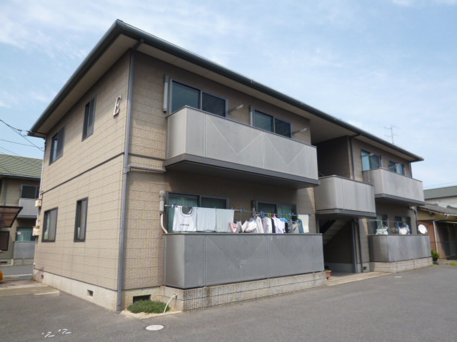 倉敷市白楽町のアパートの外観
