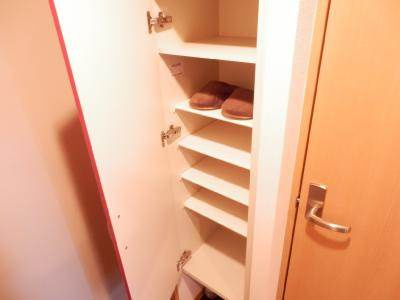 UniE’terna京都壬生（ユニエターナ京都壬生）の収納|シューズＢＯＸ