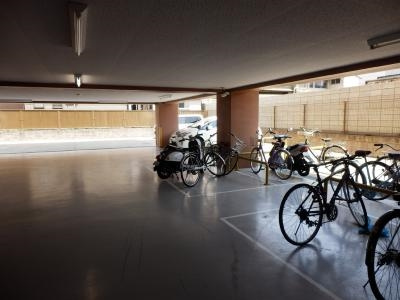 UniE’terna京都壬生（ユニエターナ京都壬生）の駐車場