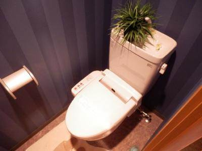 UniE’terna京都壬生（ユニエターナ京都壬生）のトイレ|温水洗浄便座