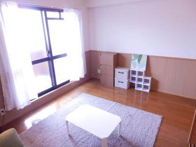 UniE’terna京都壬生（ユニエターナ京都壬生）の居間・リビング|リビング