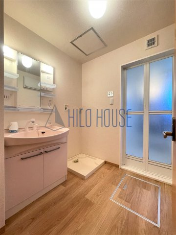 ヴェール・トワＢの洗面所