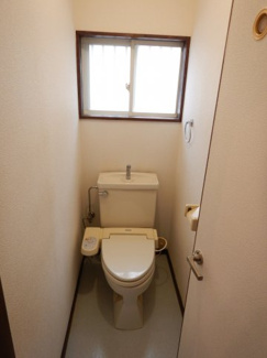 【トイレ】 | 富里市　南七栄ニュータウン　貸家