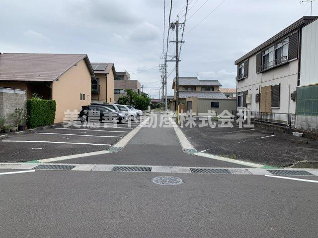 ５５２６７　本巣郡北方町北方土地の前面道路含む現地写真