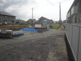 【前面道路含む現地写真】 | 前面道路含む現地写真です