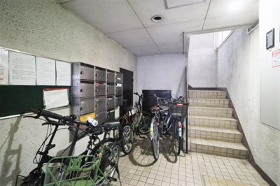 【エントランス】 | センチュリー三鷹