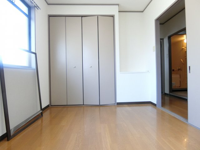 バークレイコーポの洋室