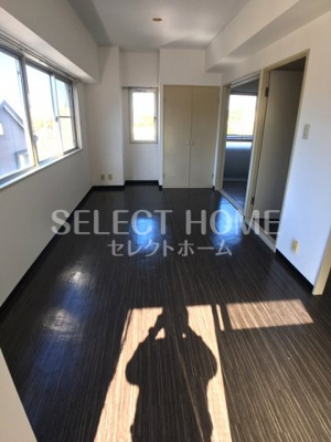 【居間・リビング】 | コメルスⅢ | おしゃれなリビングです