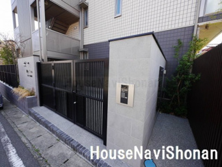 【エントランス】 | 室内写真は同タイプの写真です。