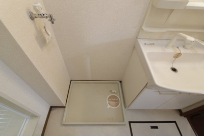【洗面所】 | グリーンヴィレッジあいＣ棟 | 室内洗濯機置場です