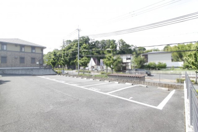 【駐車場】 | グリーンヴィレッジあいＣ棟 | 駐車場があります